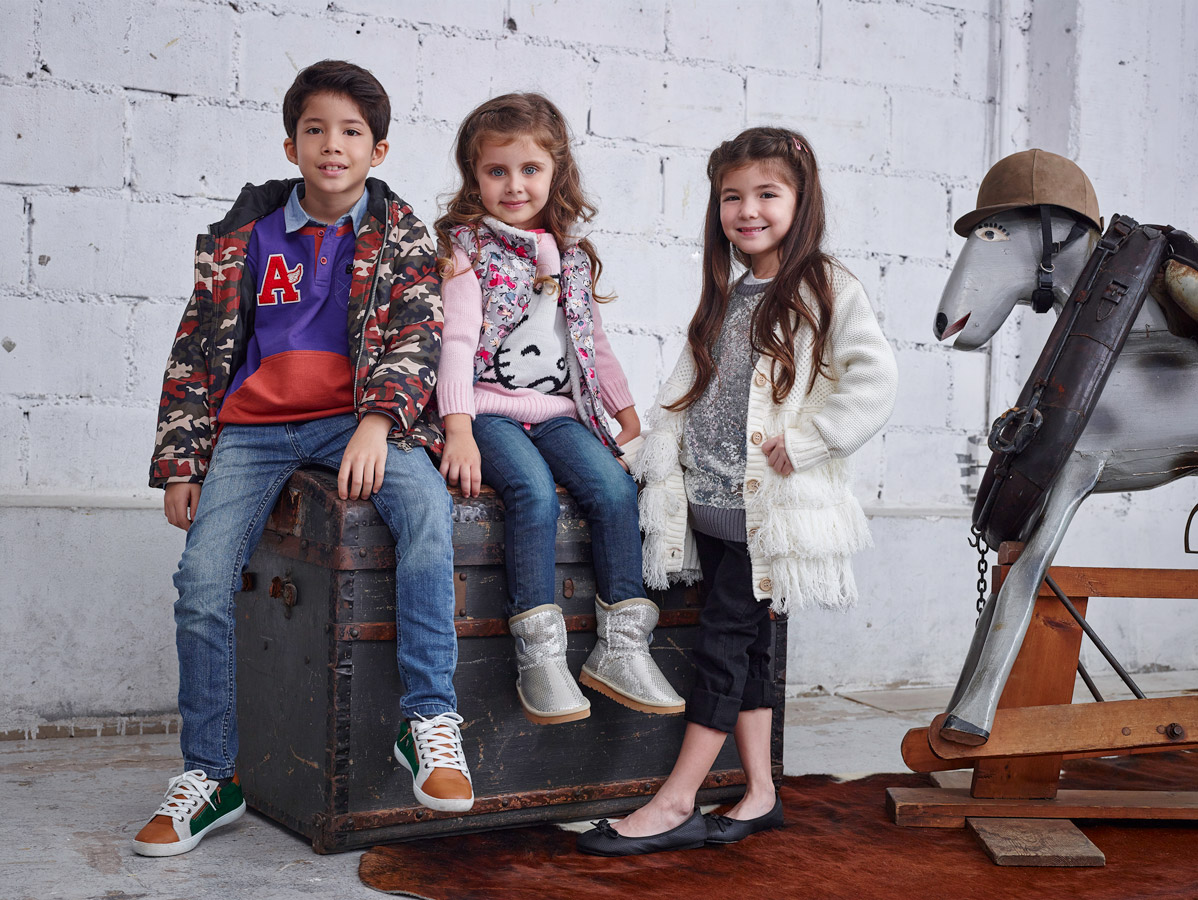 Kids Breakout Pakistan fashion brand website billboards photo shoot Bangkok Studio 2015 children clothing